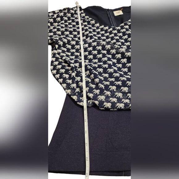Cabi 5345 Blouse Elephant Parade  Print Navy Blue White Short Sleeve Sheer S - Picture 9 of 12
